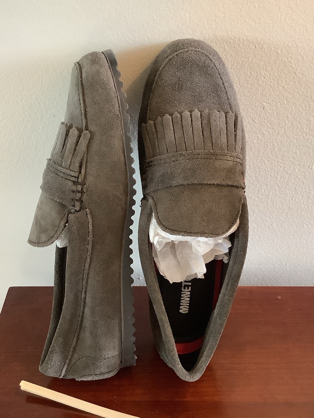 Minnetonka moccasins women’s NWOB size 8